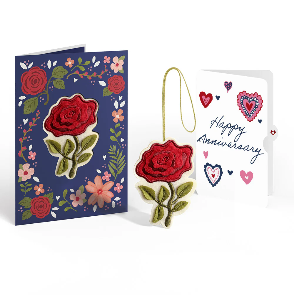 Everlasting Rose Anniversary HeartFelt Charm Card™ and Sentiment Set