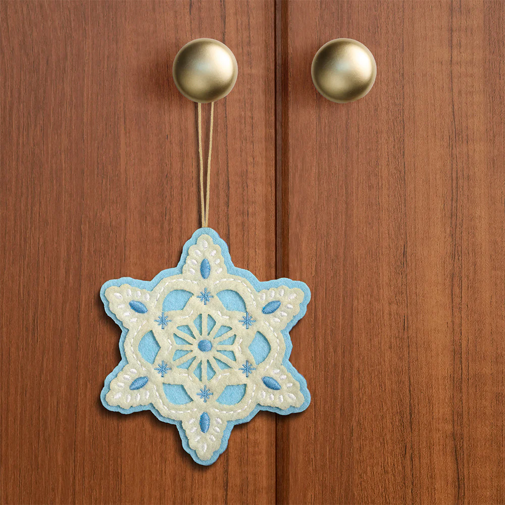 Icy Snowflake HeartFelt Charm Card™ - Image 4
